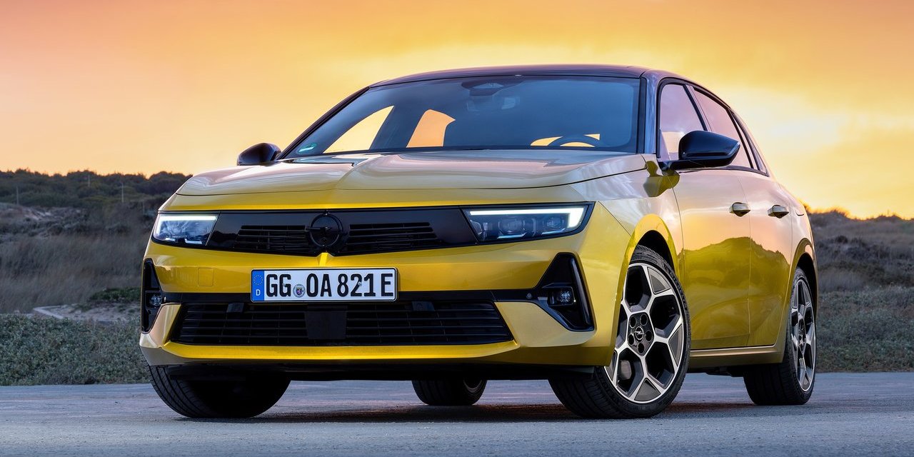 Opel Astra híbrido enchufable: 67 km de autonomía con etiqueta Cero Emisiones